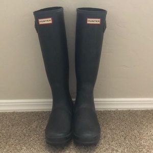 HUNTER BOOTS